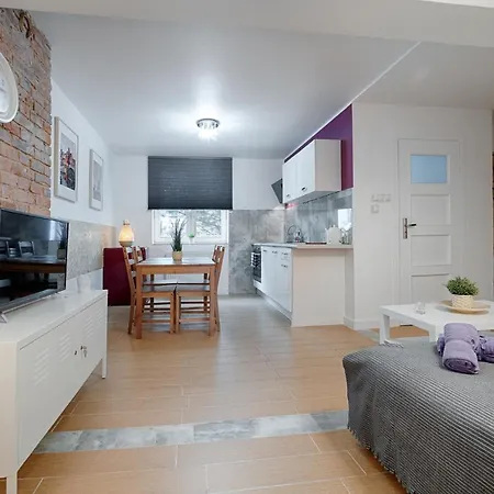 아파트 Apartament Bema 10 *
